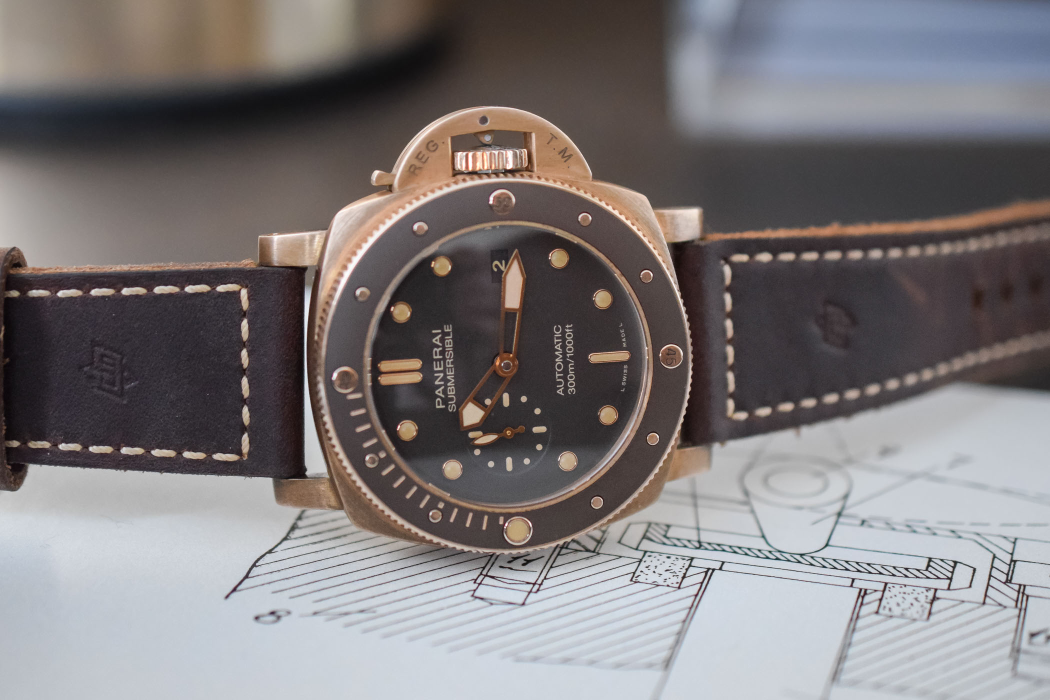 panerai bronze