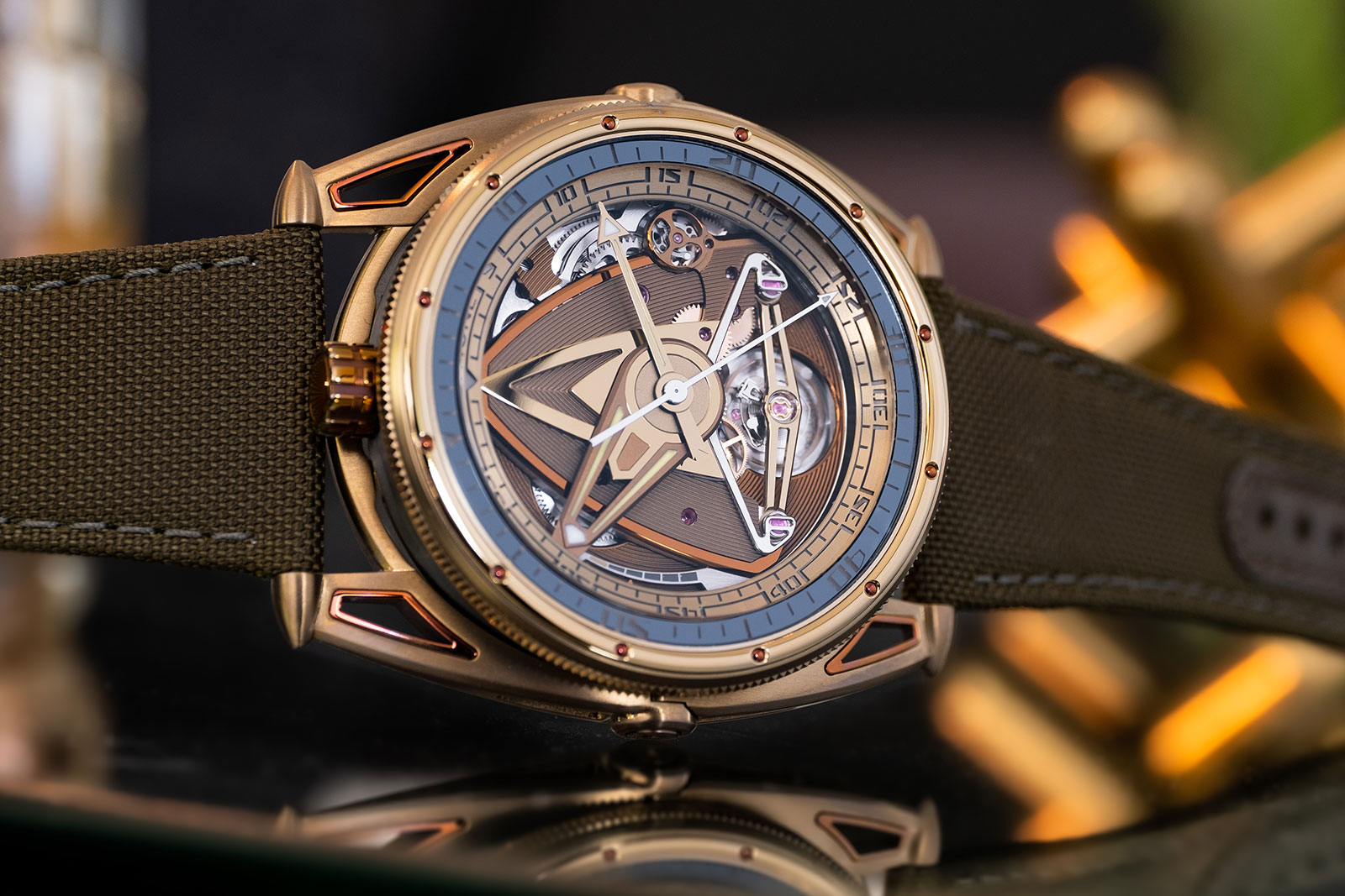 De Bethune Replica Introduces the 