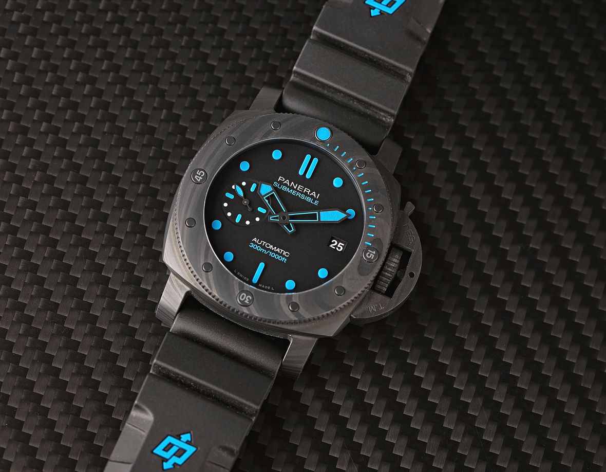 Panerai Submersible Carbotech